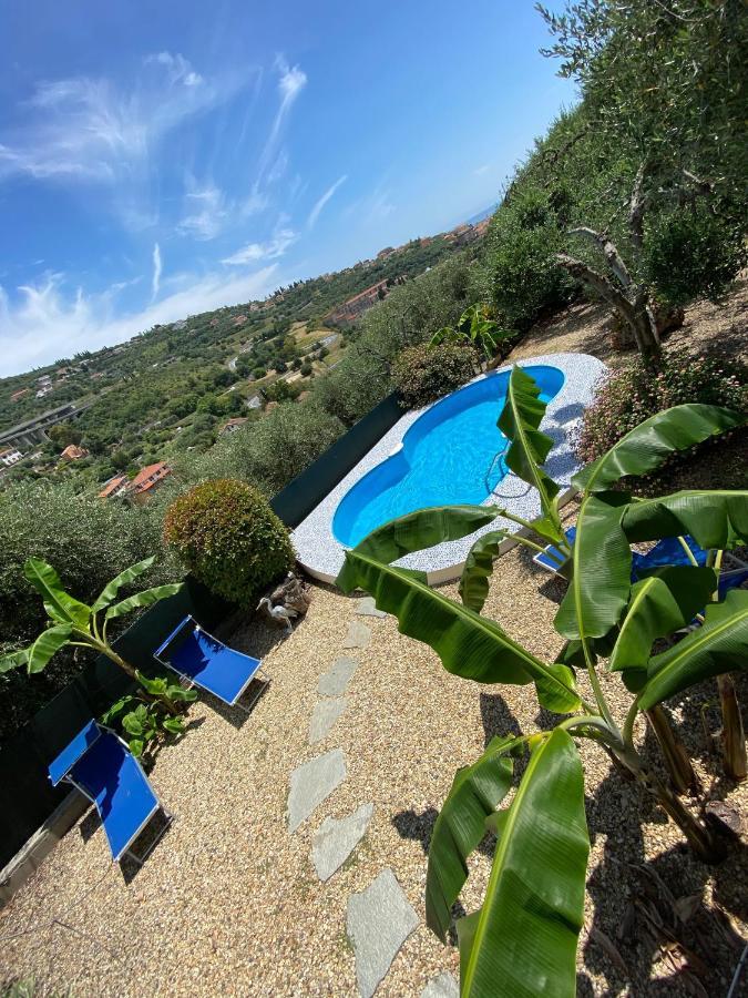 דירות אימפריה Residenza Costarossa מראה חיצוני תמונה